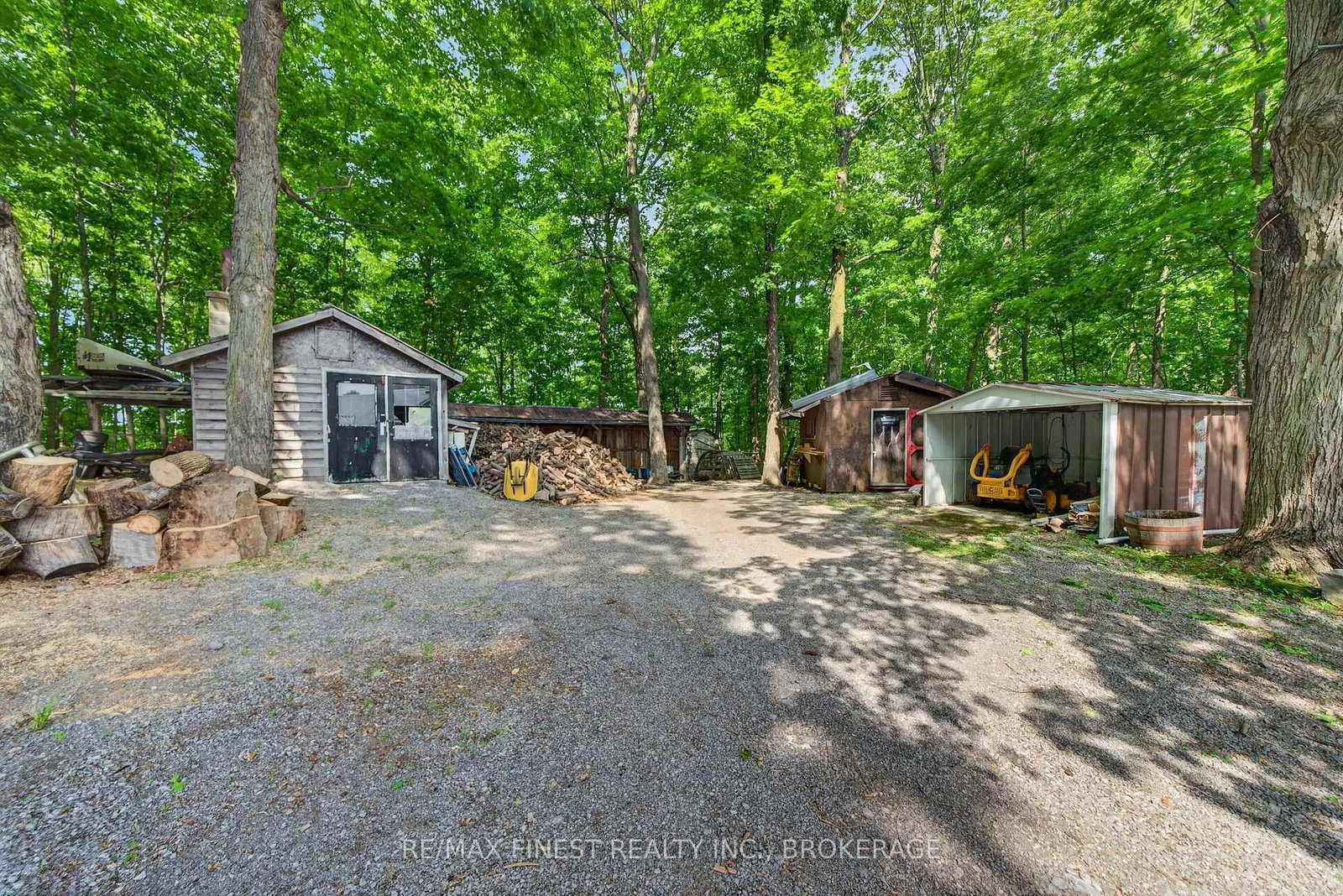 6213 Perth Road • Perth Road, ON photo 35