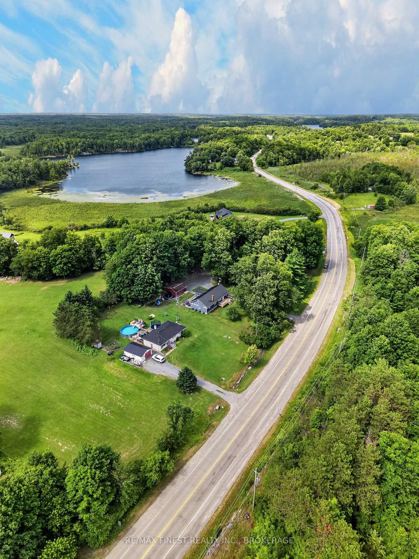 6213 Perth Road • Perth Road, ON photo 38