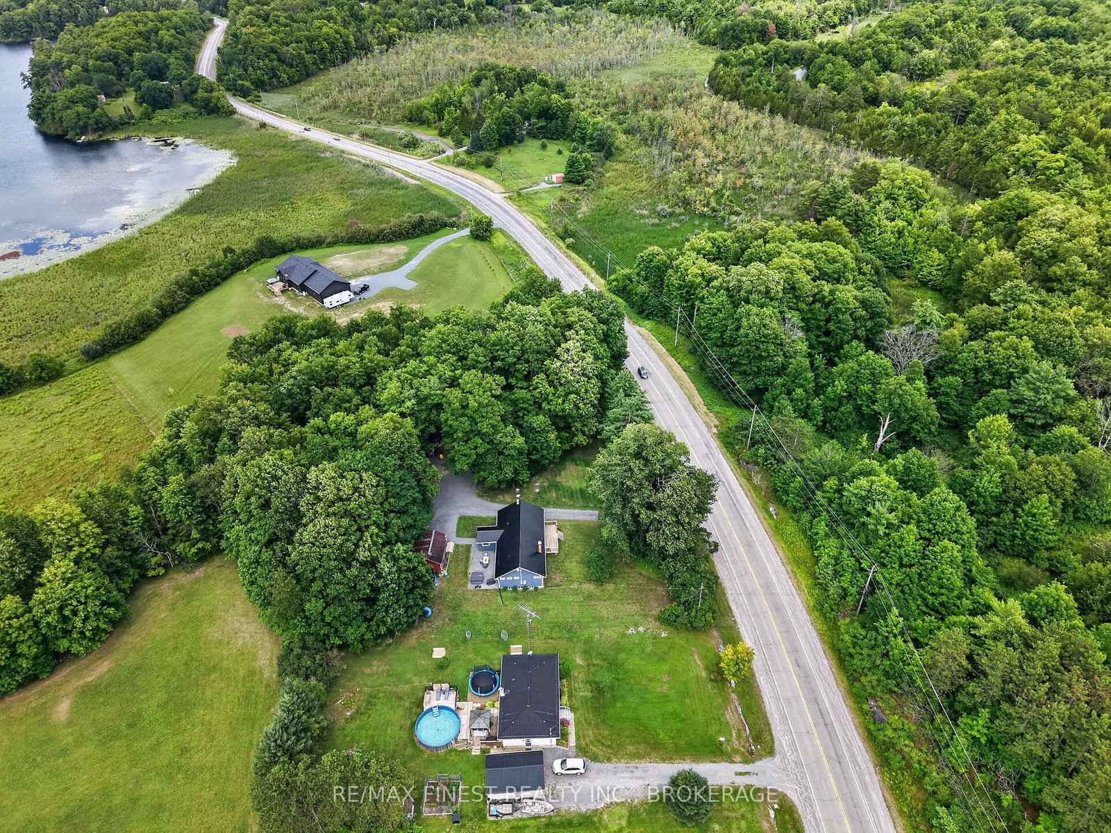 6213 Perth Road • Perth Road, ON photo 39