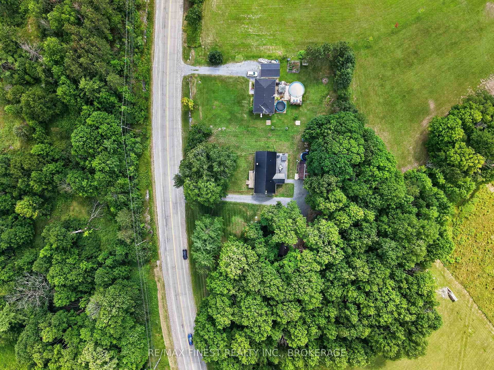 6213 Perth Road • Perth Road, ON photo 40
