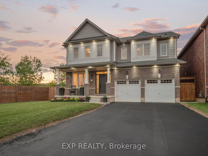 62 Esther Cres photo 4