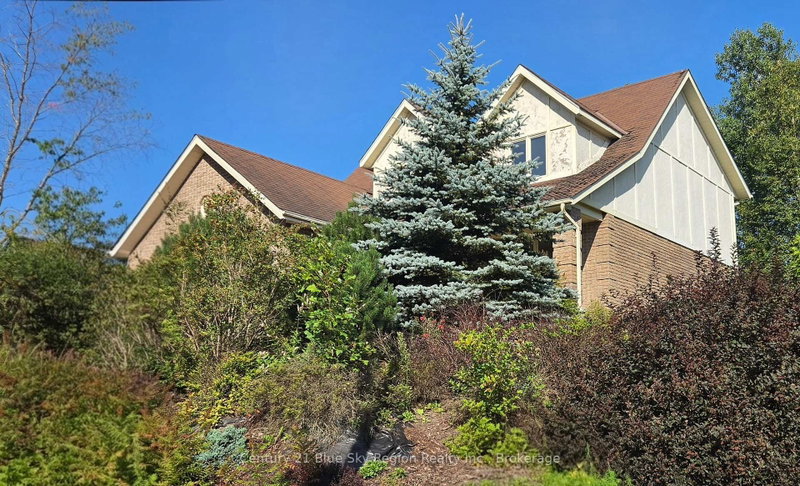 185 Mclean Road N