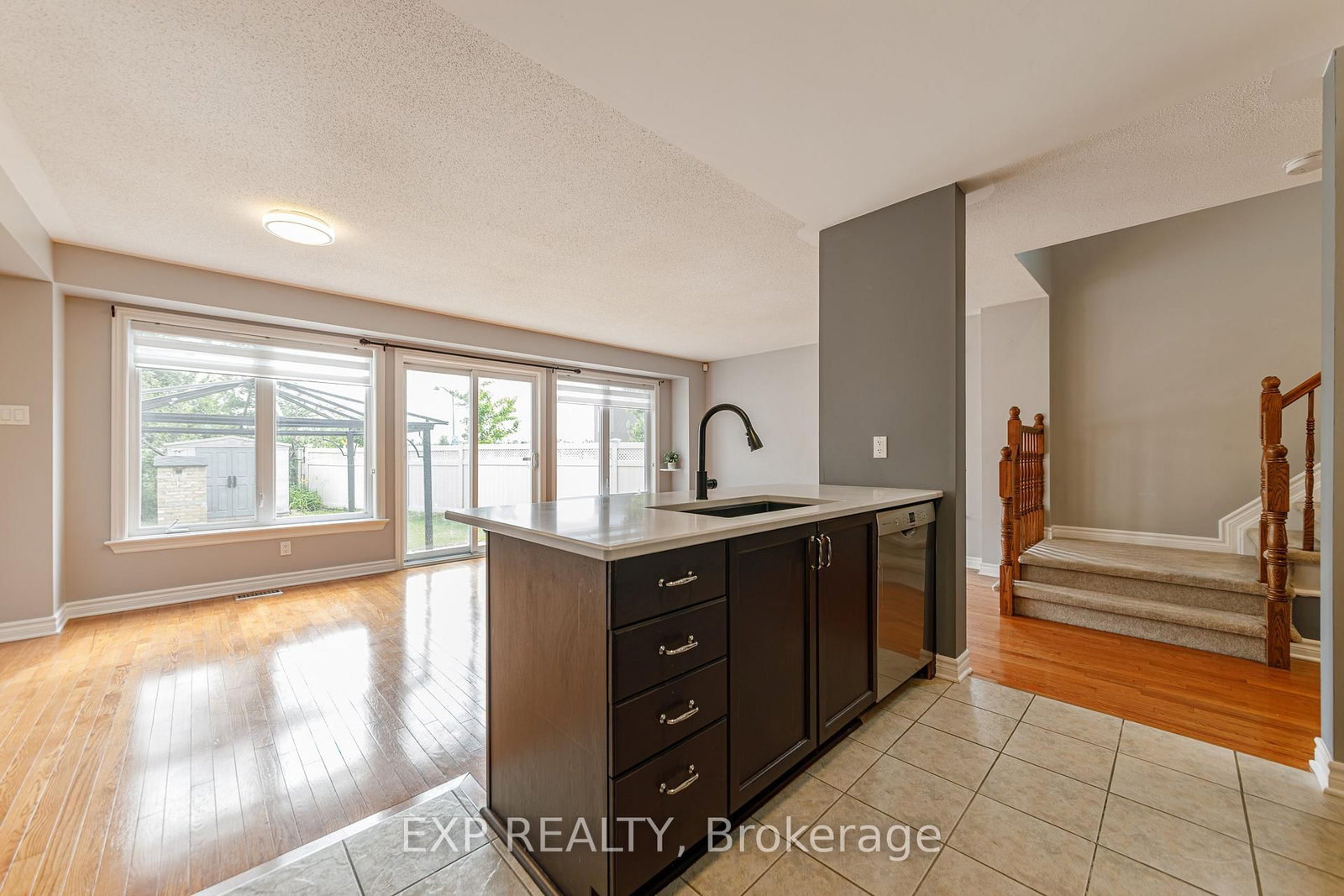 4220 Kelly Farm Drive • Ottawa, ON photo 12