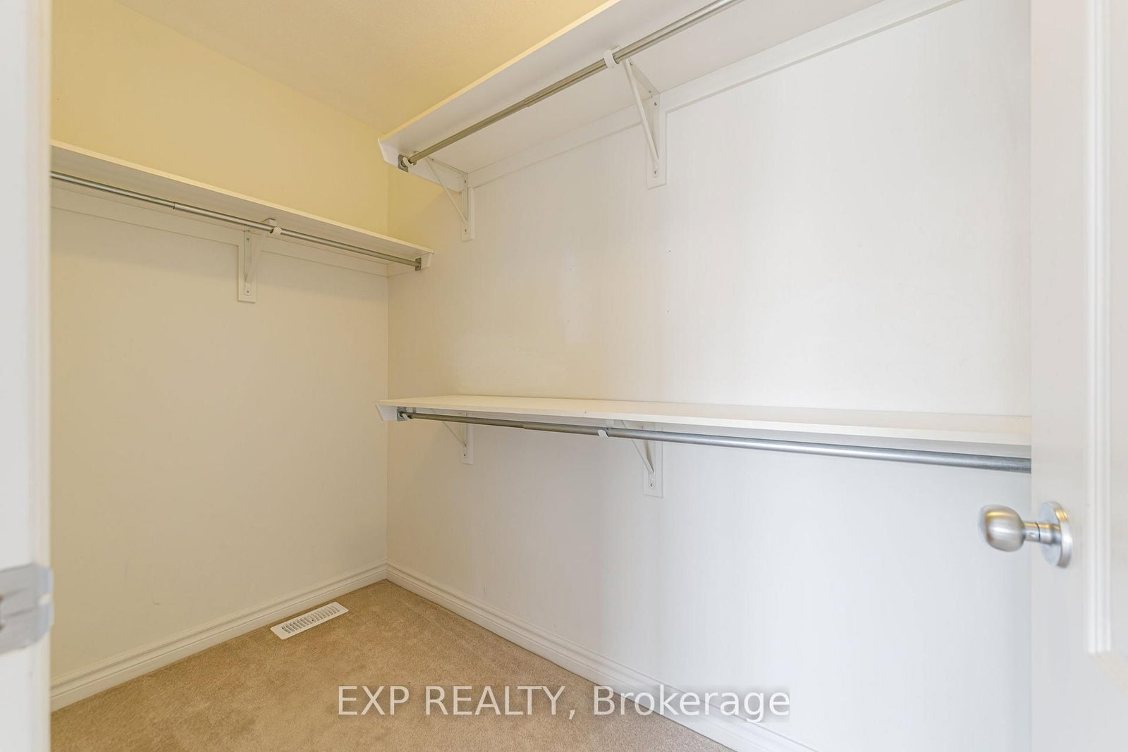 4220 Kelly Farm Drive • Ottawa, ON photo 25