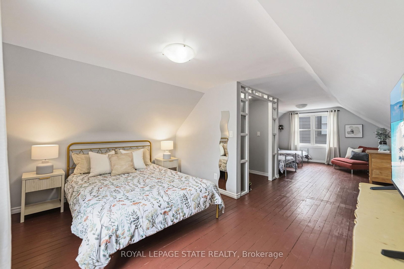 197 East 12th Street • Hamilton, ON photo 15