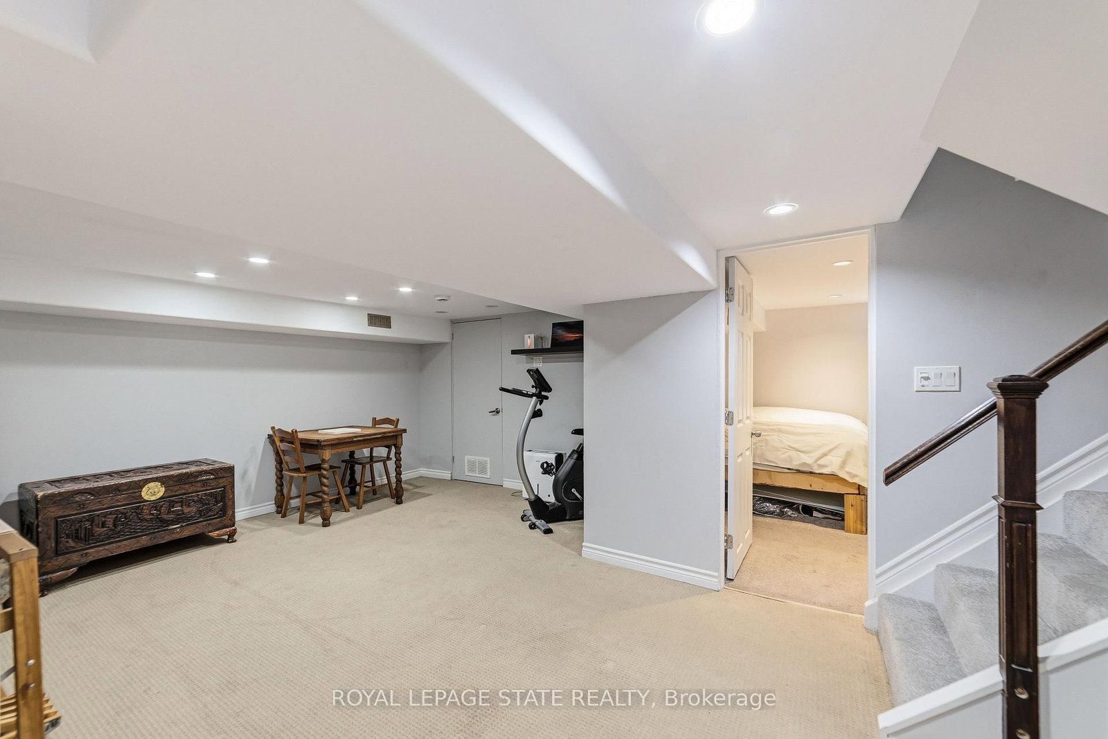 197 East 12th Street • Hamilton, ON photo 17