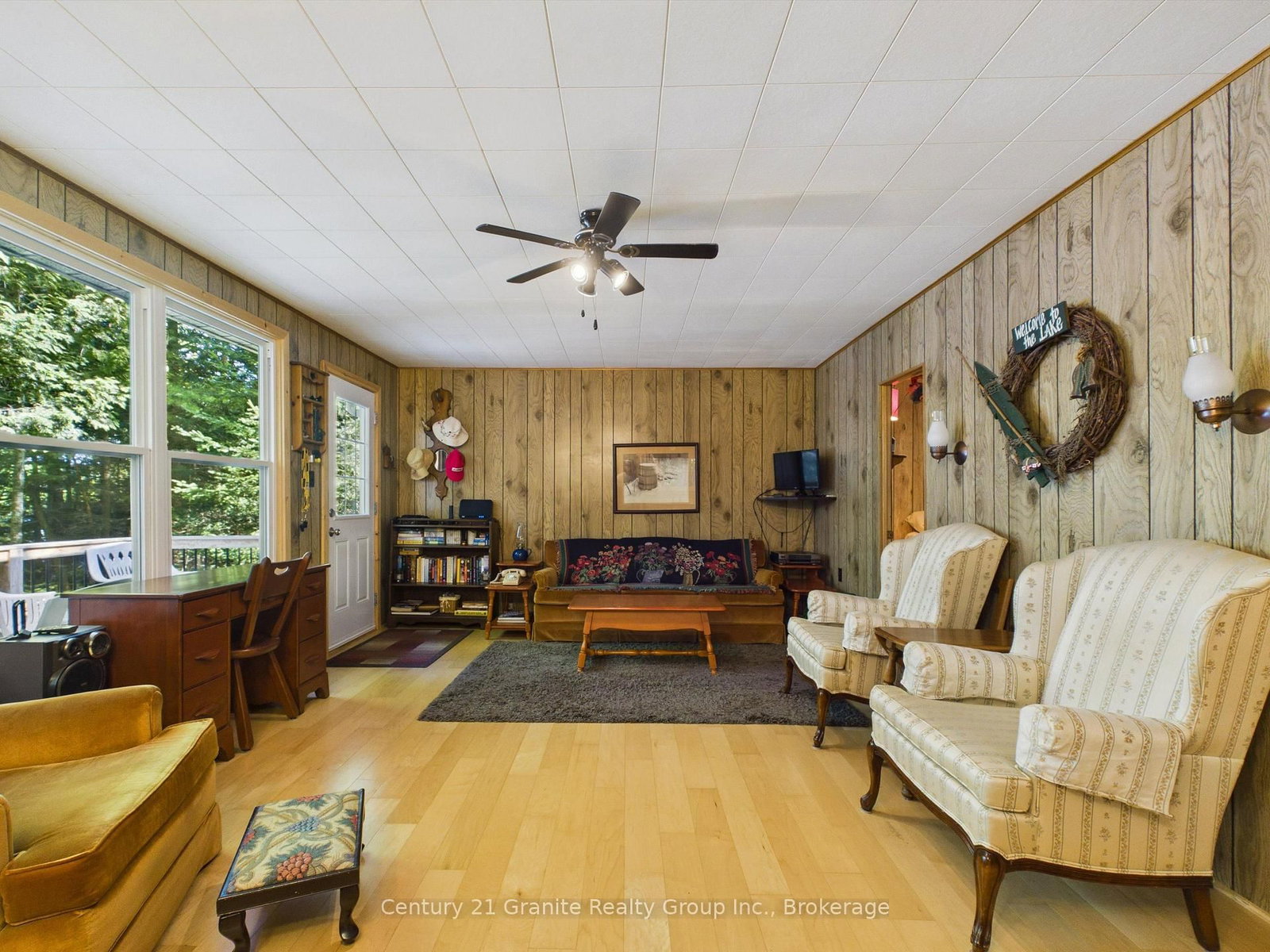 1045 Heritage Lane • Algonquin Highlands, ON photo 11