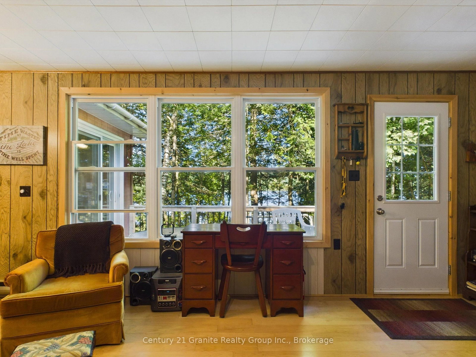 1045 Heritage Lane • Algonquin Highlands, ON photo 12