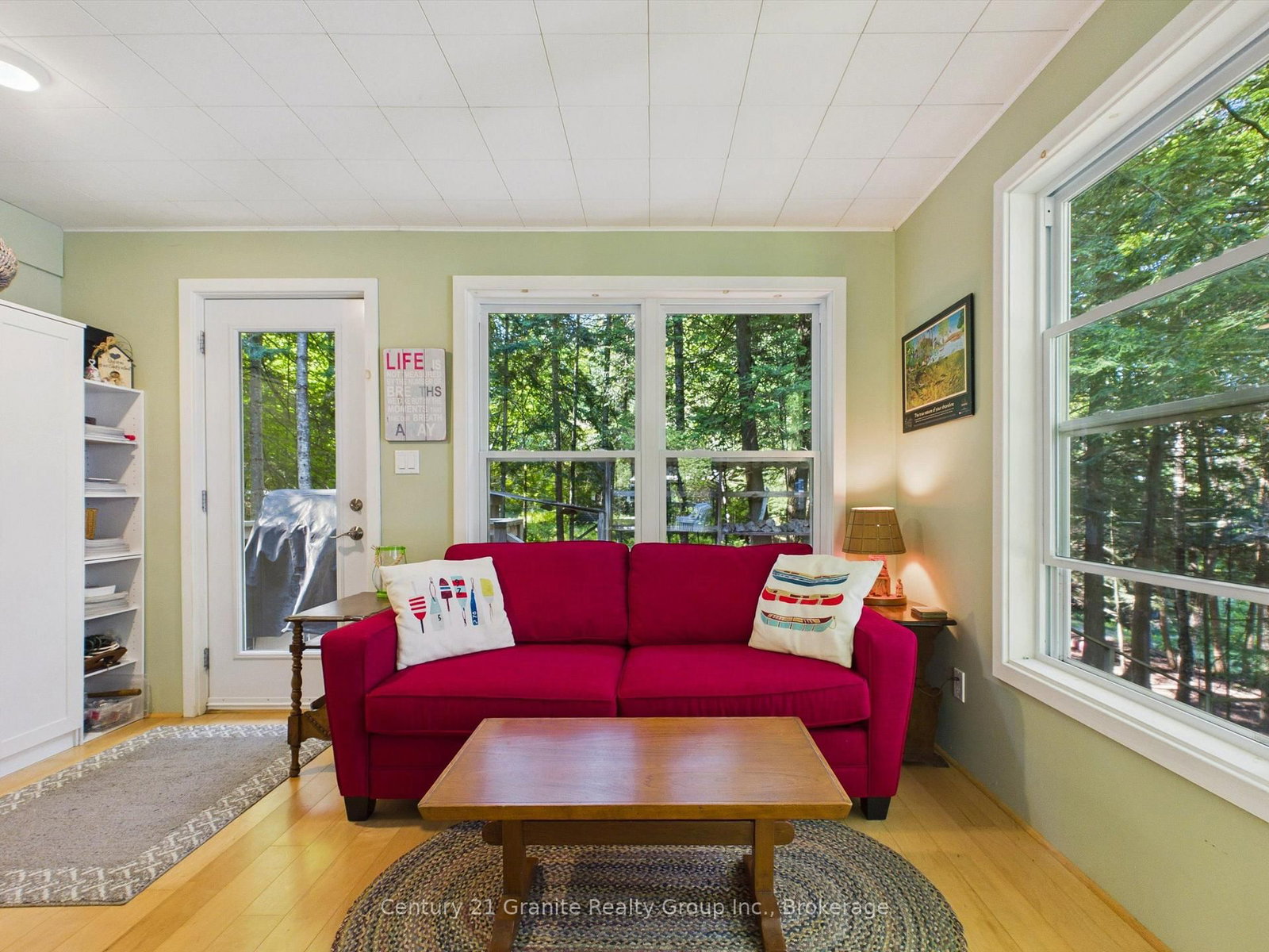 1045 Heritage Lane • Algonquin Highlands, ON photo 15