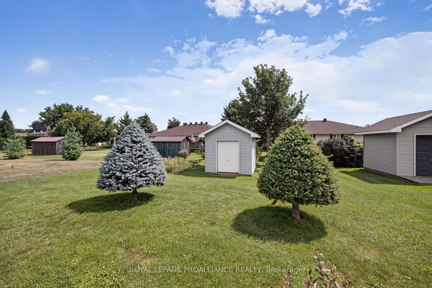 10726 West End Terrace E • South Dundas, ON photo 36