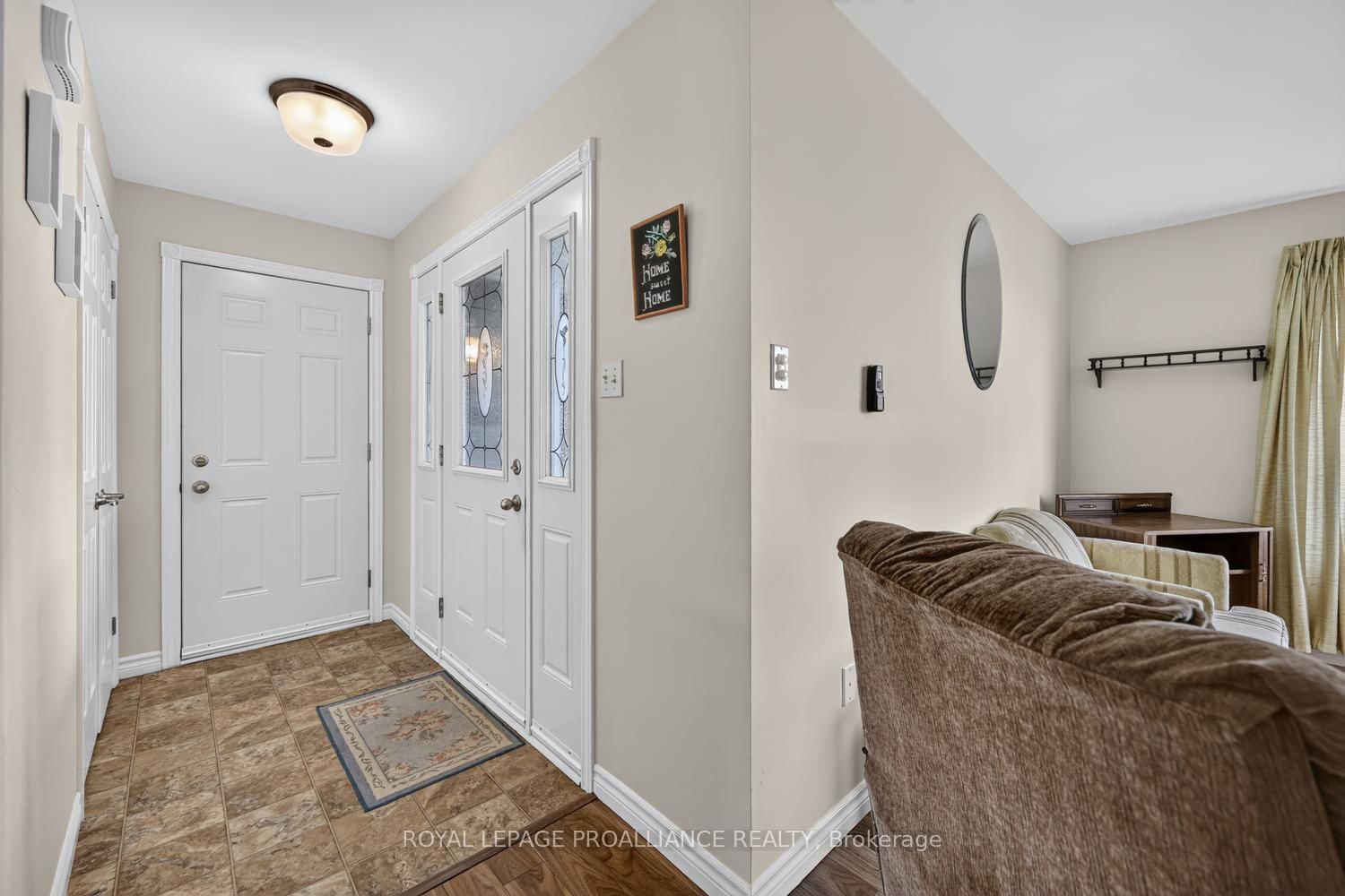 10726 West End Terrace E • South Dundas, ON photo 6