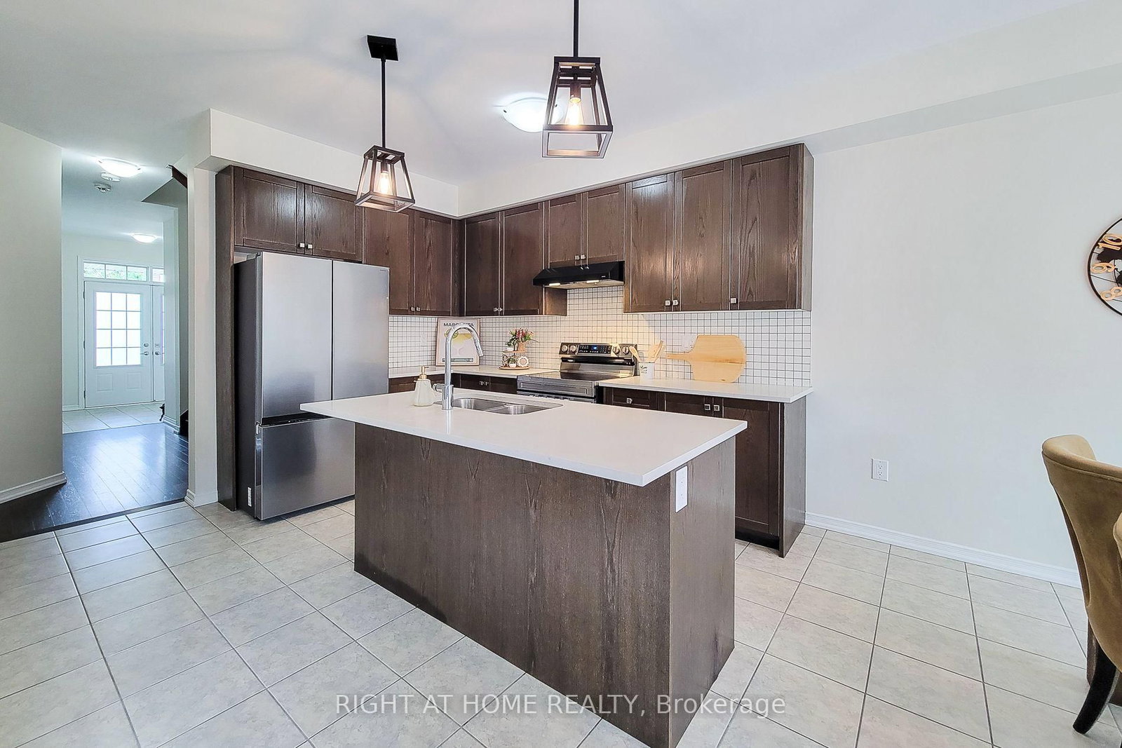 11 Esther Crescent • Thorold, ON photo 12