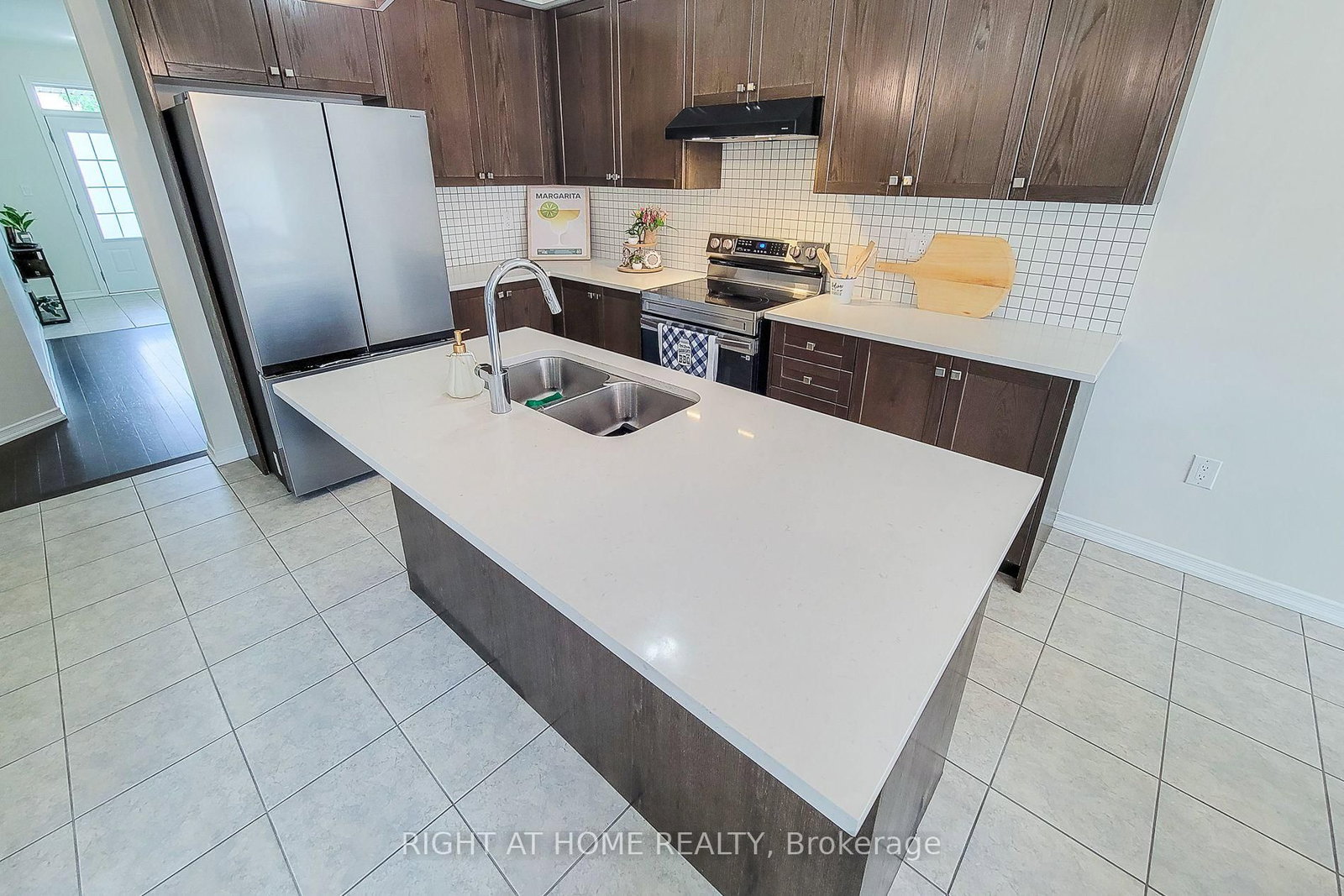 11 Esther Crescent • Thorold, ON photo 17