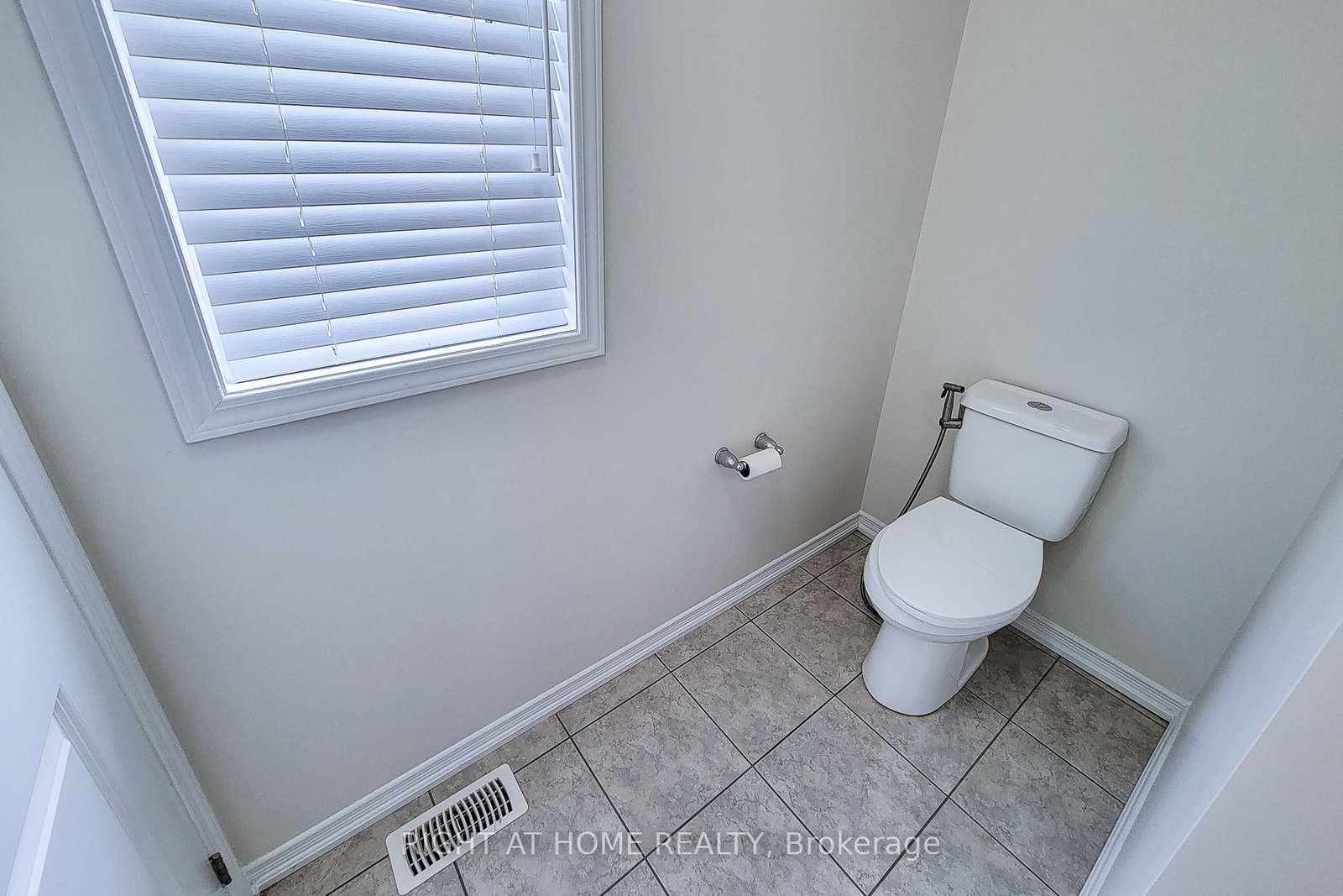 11 Esther Crescent • Thorold, ON photo 28