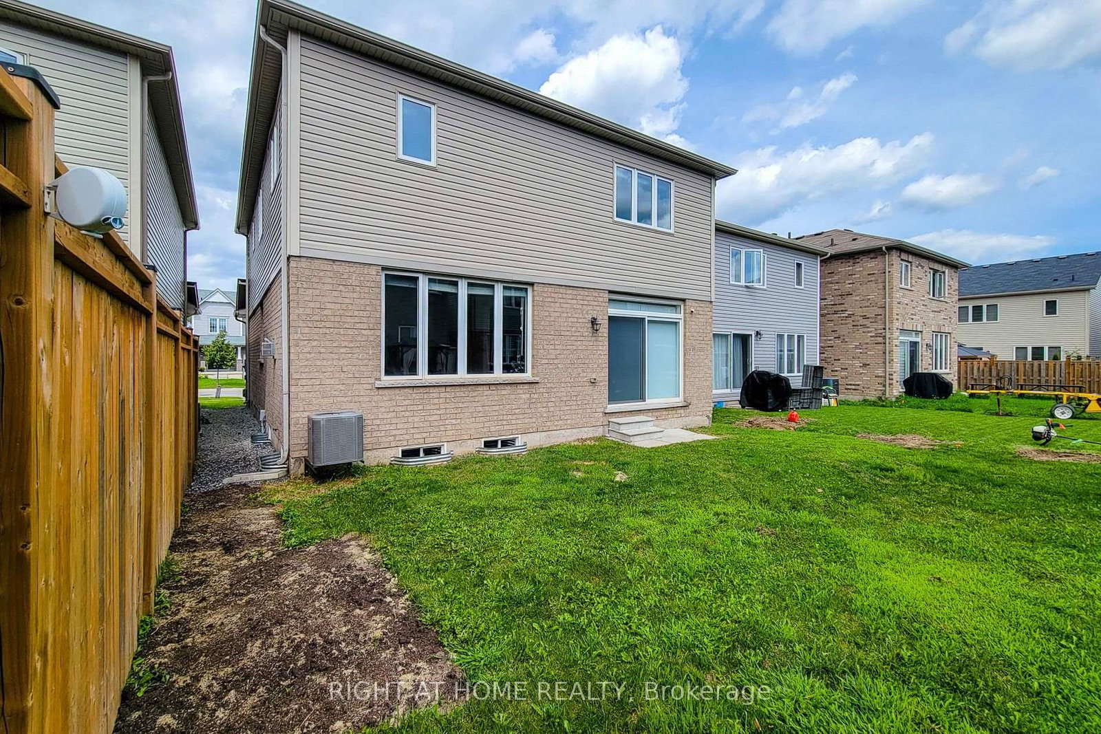 11 Esther Crescent • Thorold, ON photo 46
