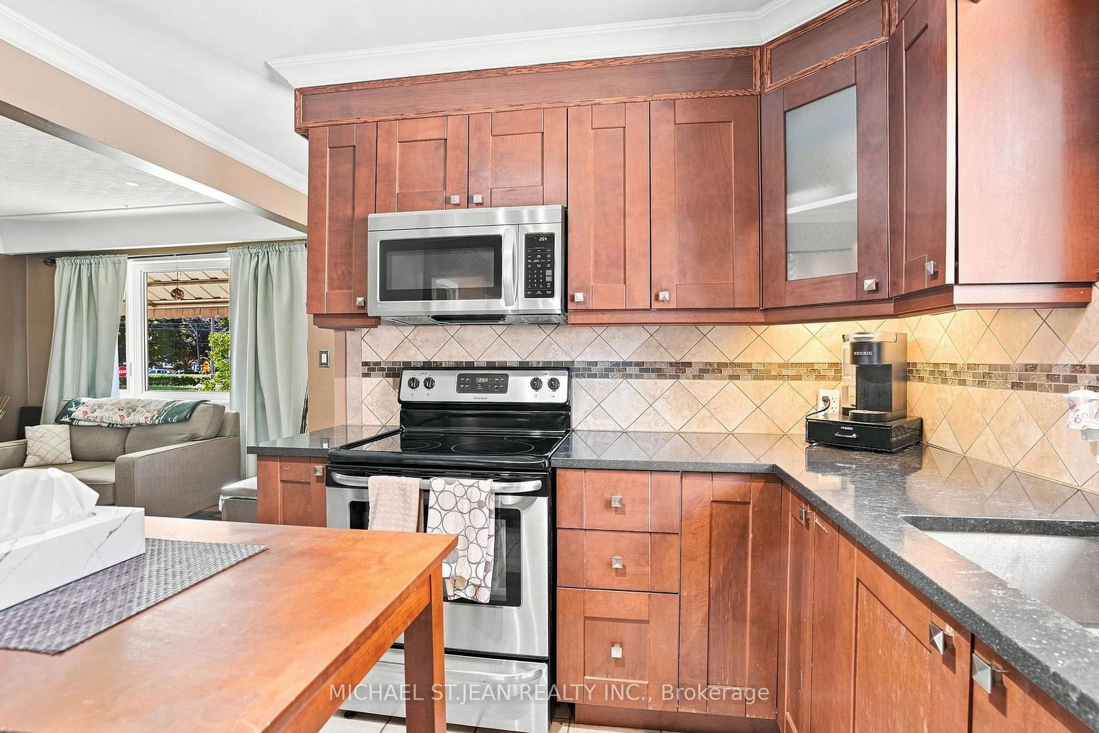 111 Sharon Avenue • Hamilton, ON photo 11