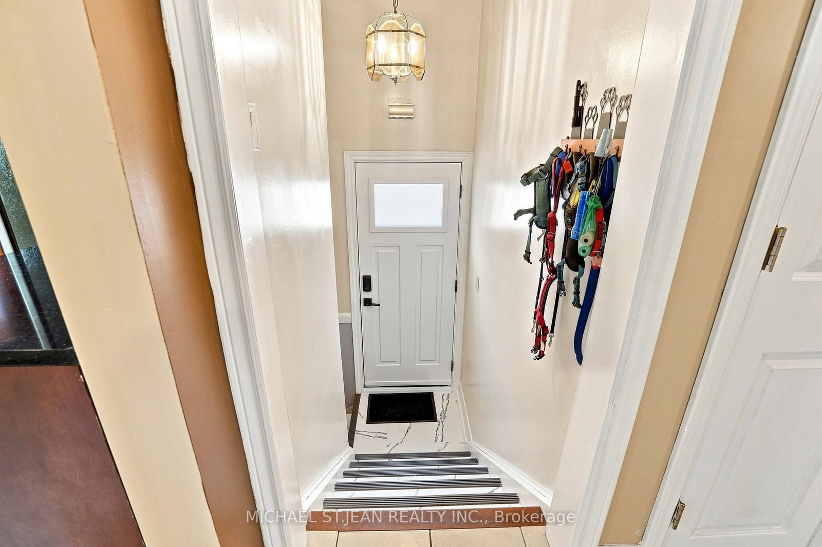 111 Sharon Avenue • Hamilton, ON photo 22