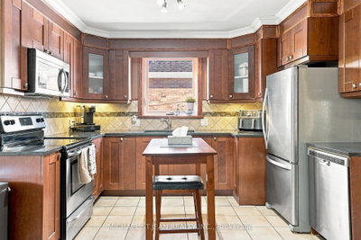 111 Sharon Avenue • Hamilton, ON photo 9