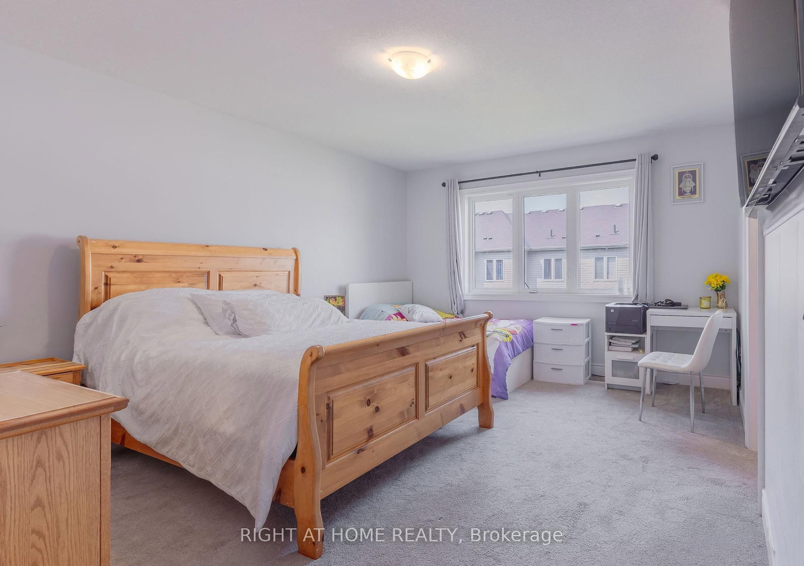 7648 Hackberry Trail • Niagara Falls, ON photo 19