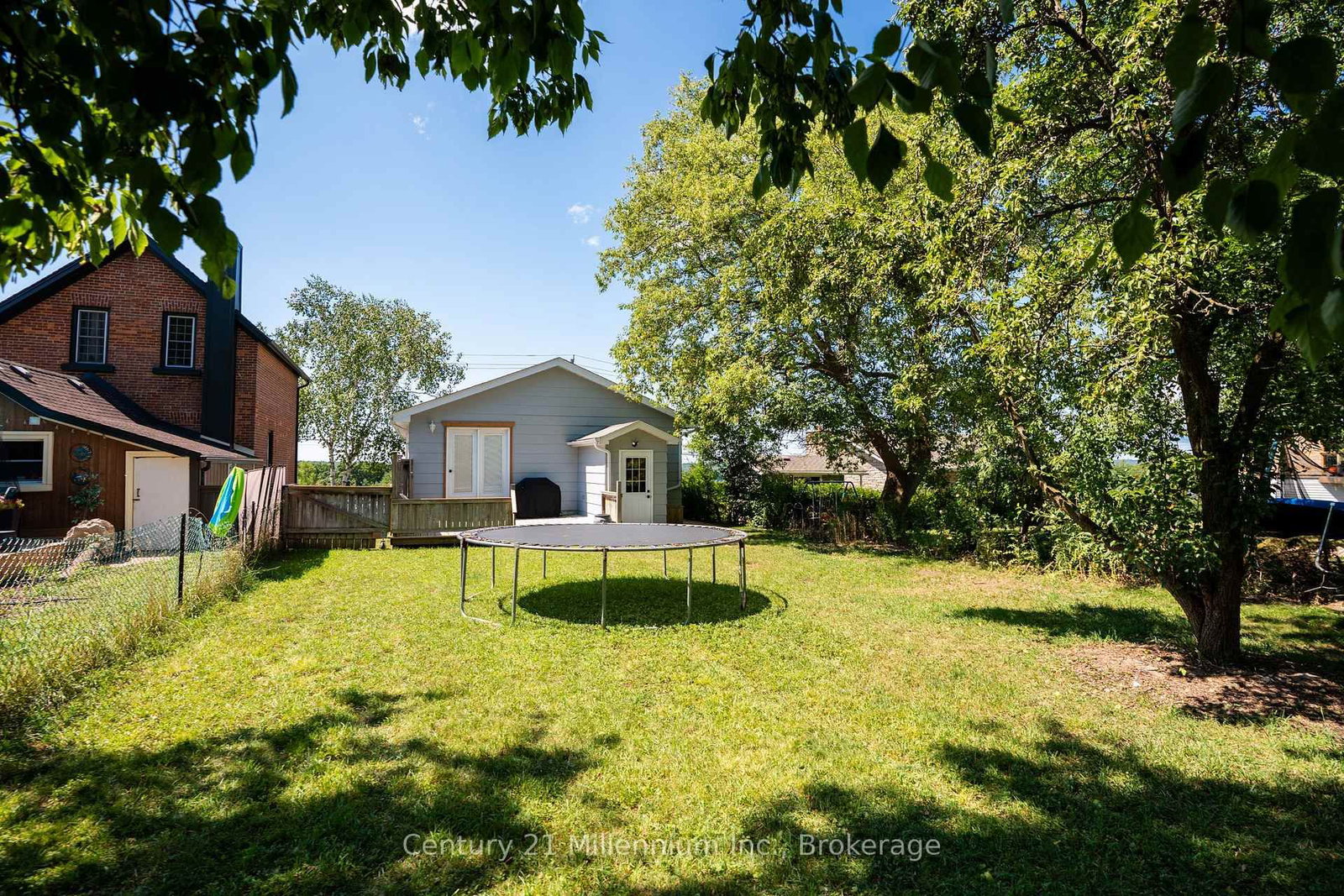 873 9th Avenue E • Owen Sound, ON photo 47