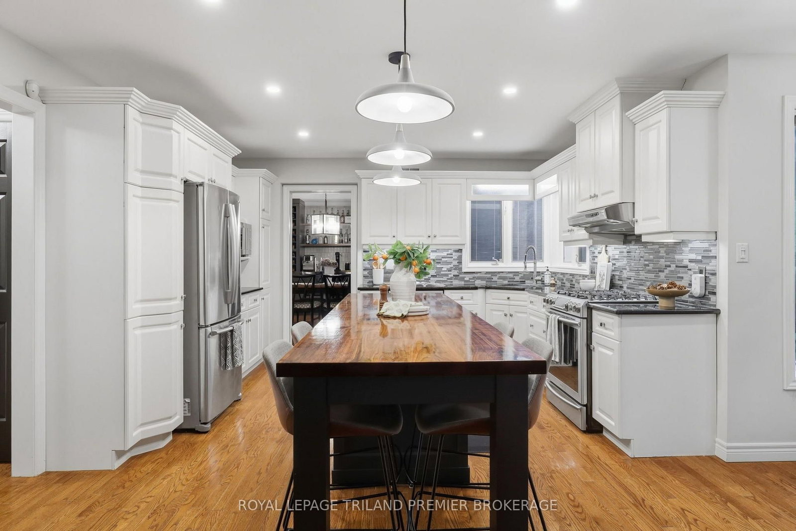 39 Hutchinson Place • Woodstock, ON photo 13