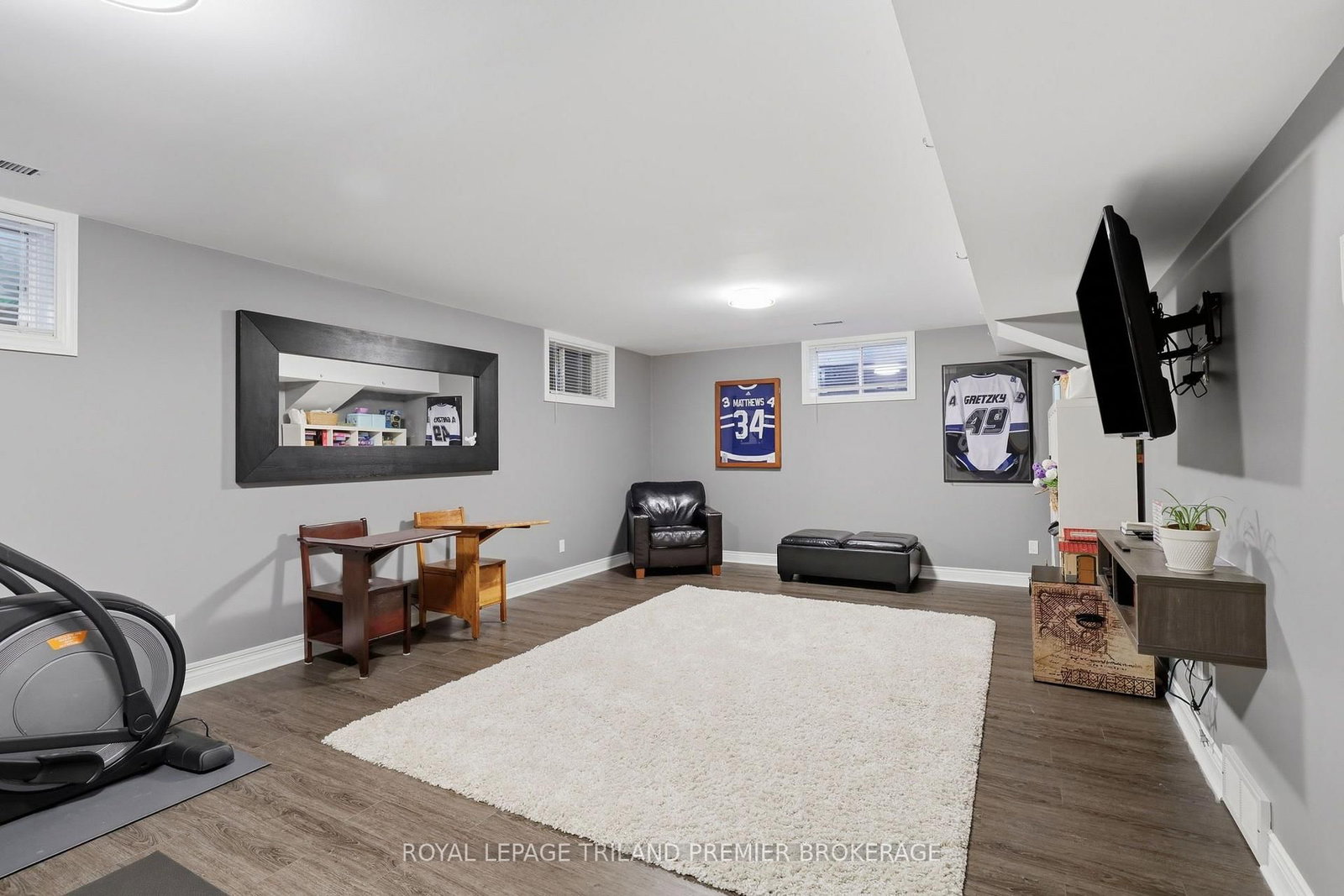 39 Hutchinson Place • Woodstock, ON photo 38