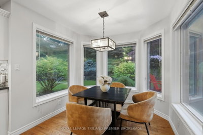 39 Hutchinson Place • Woodstock, ON photo 9