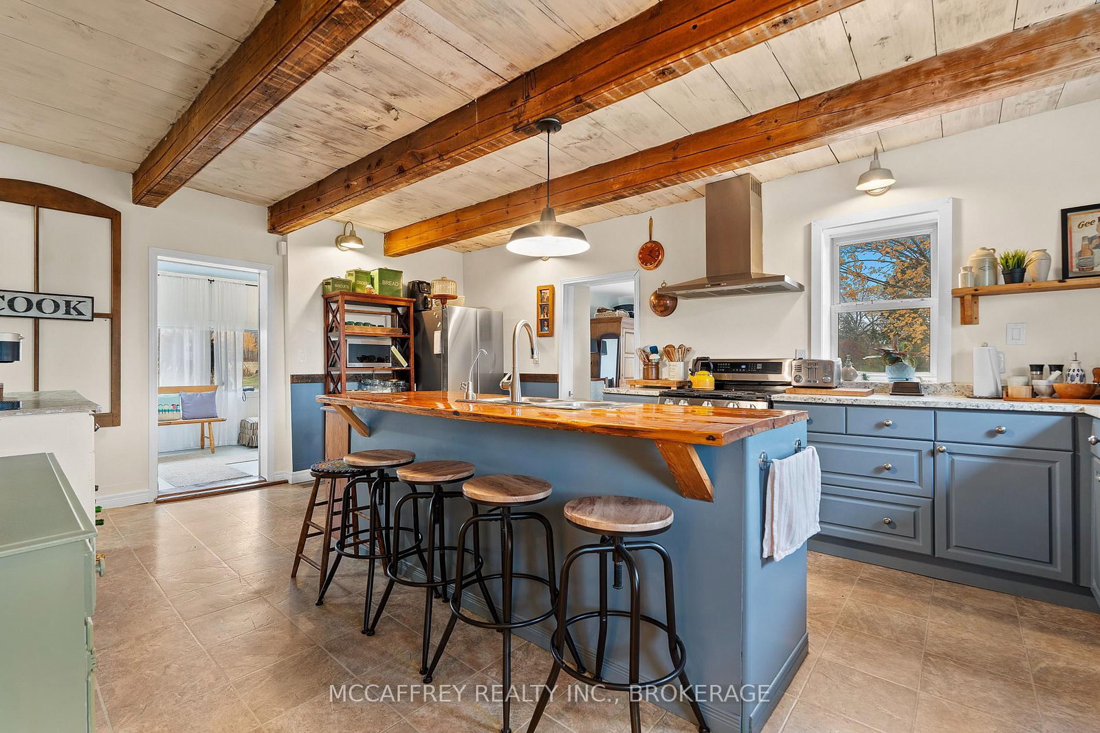 1549 DOYLE Road • Bath, ON photo 12