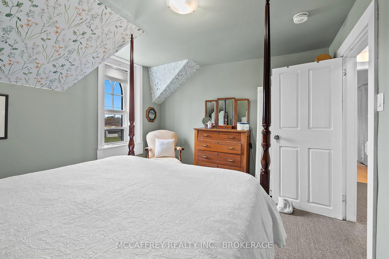 1549 DOYLE Road • Bath, ON photo 24