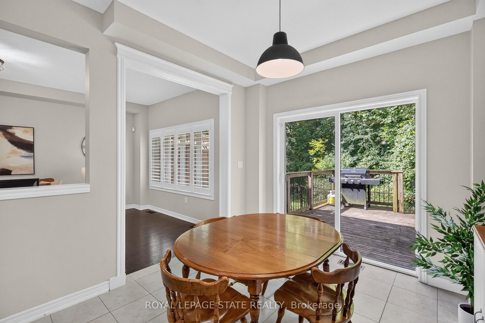 82 Maplevale Drive • Hamilton, ON photo 12