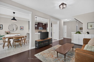 82 Maplevale Drive • Hamilton, ON photo 8