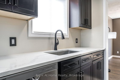 65 Maple Avenue • Stratford, ON photo 6