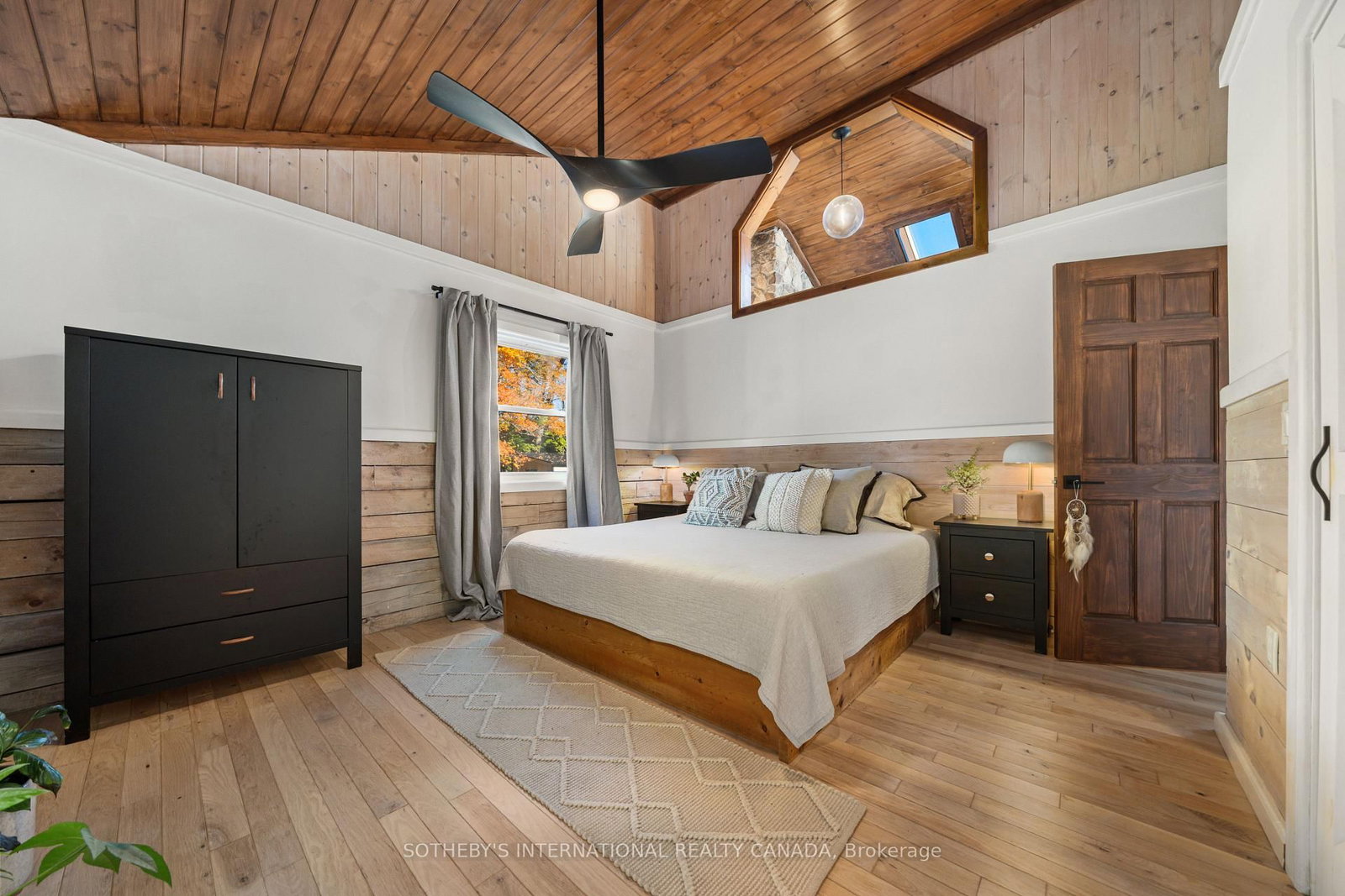 220 Easterbrook Road S • Prince Edward County, ON photo 14