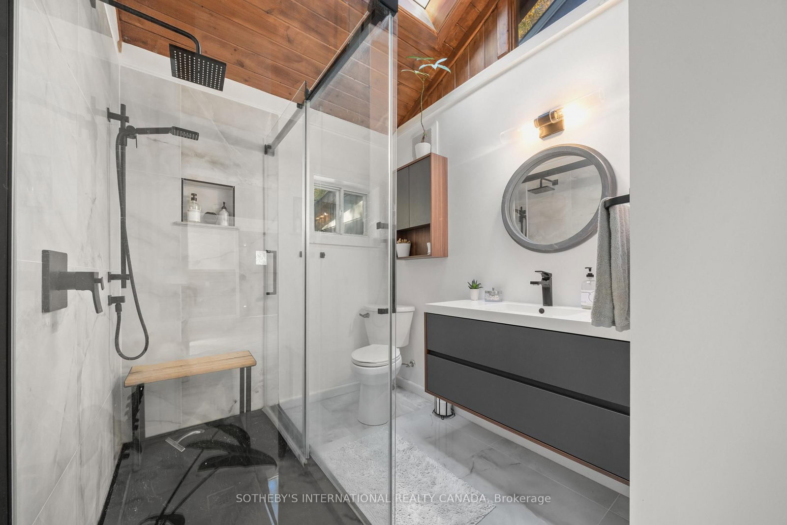 220 Easterbrook Road S • Prince Edward County, ON photo 17