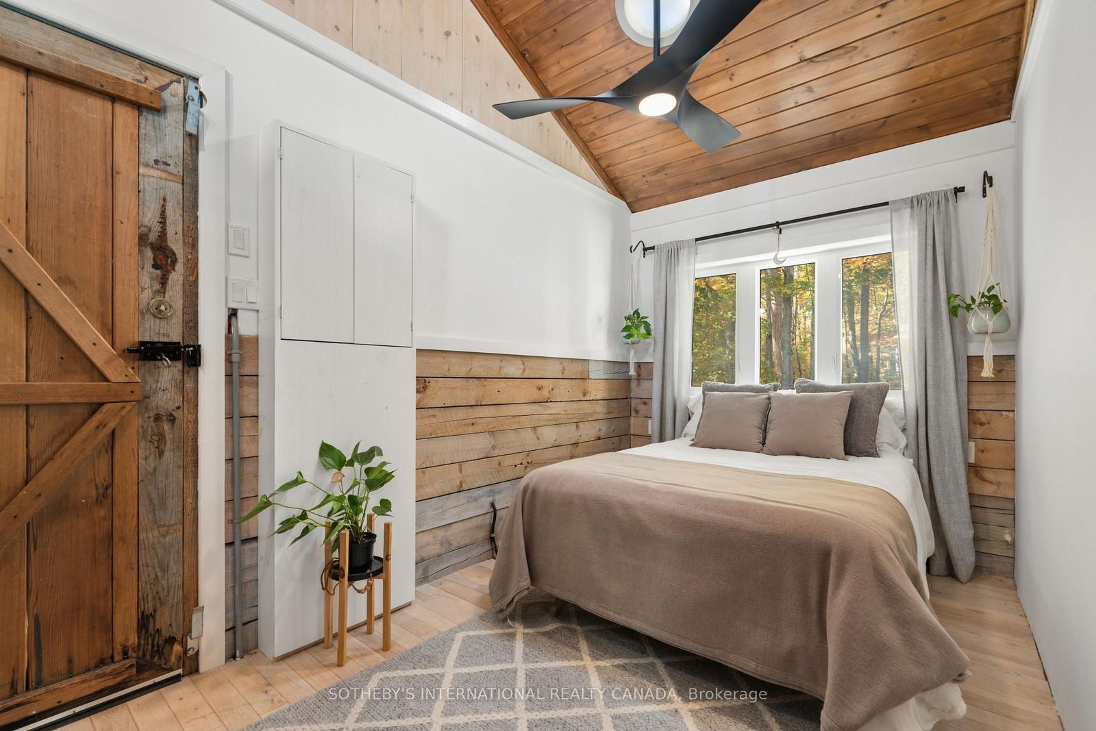 220 Easterbrook Road S • Prince Edward County, ON photo 18