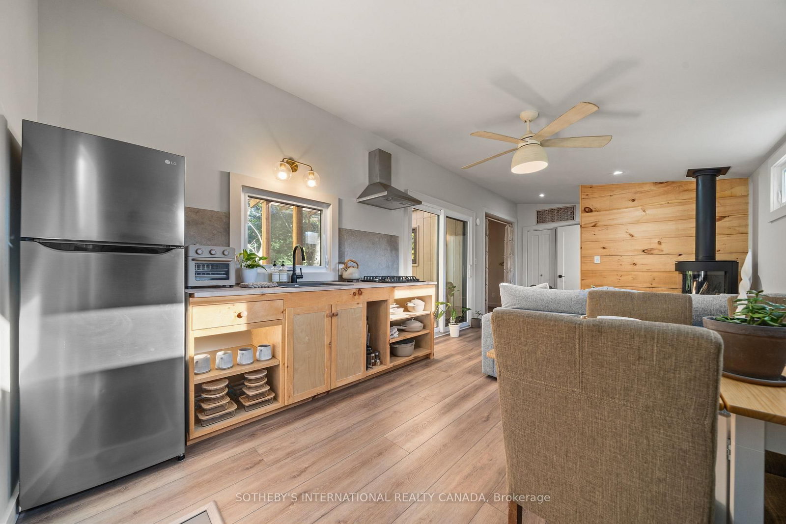 220 Easterbrook Road S • Prince Edward County, ON photo 21