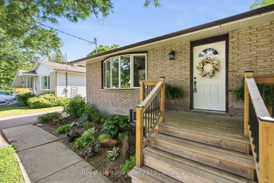 93 Division Street S • Brighton, ON photo 4