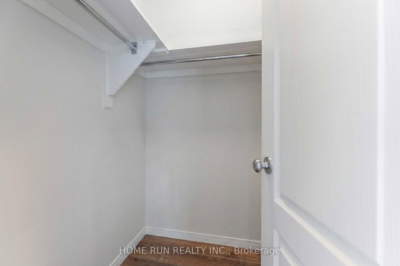 230 Badgeley Avenue • Ottawa, ON photo 19
