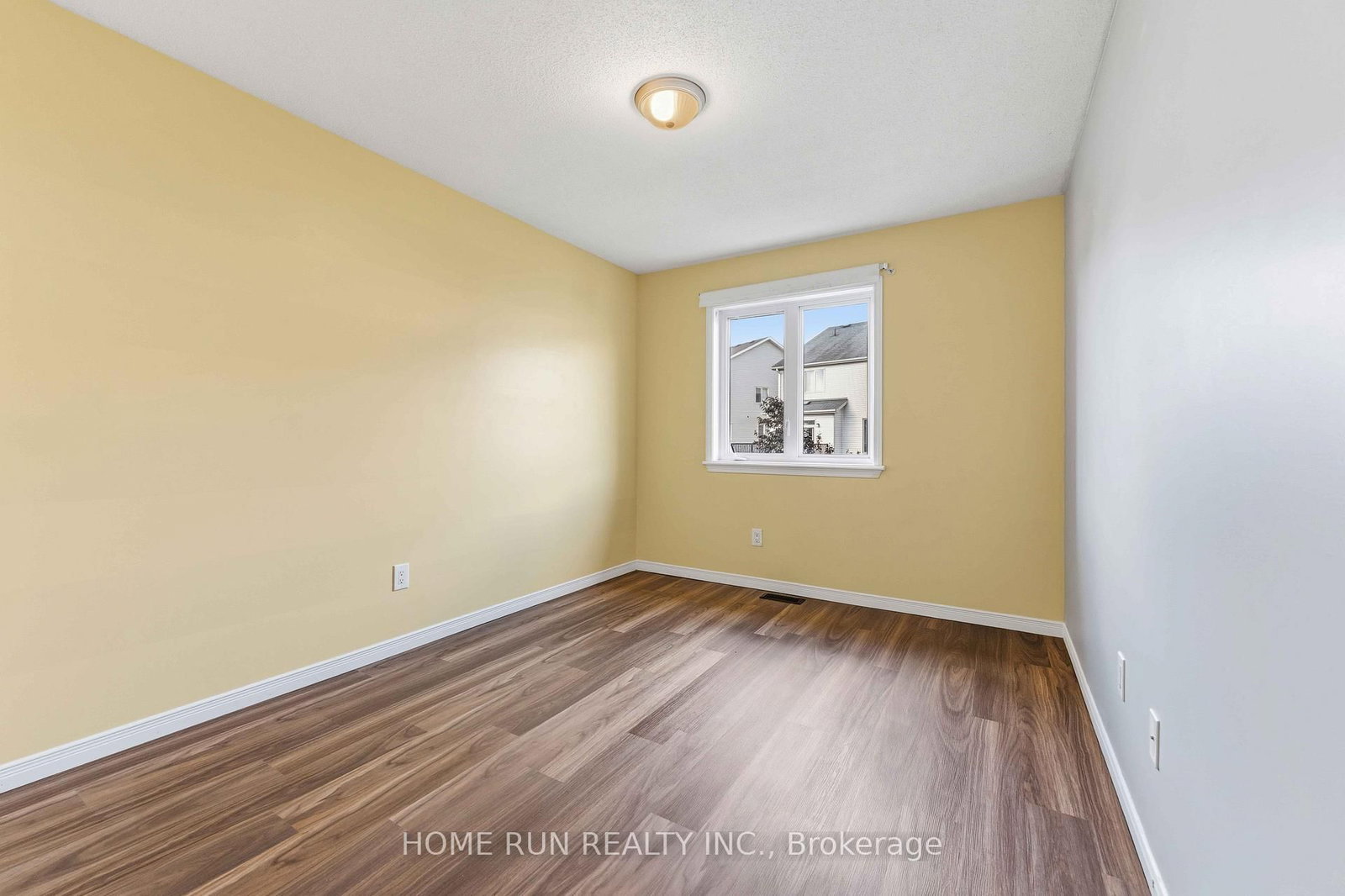 230 Badgeley Avenue • Ottawa, ON photo 20