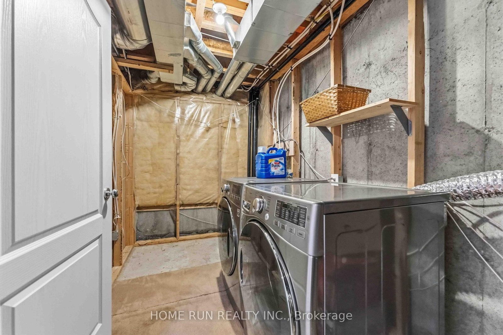 230 Badgeley Avenue • Ottawa, ON photo 26