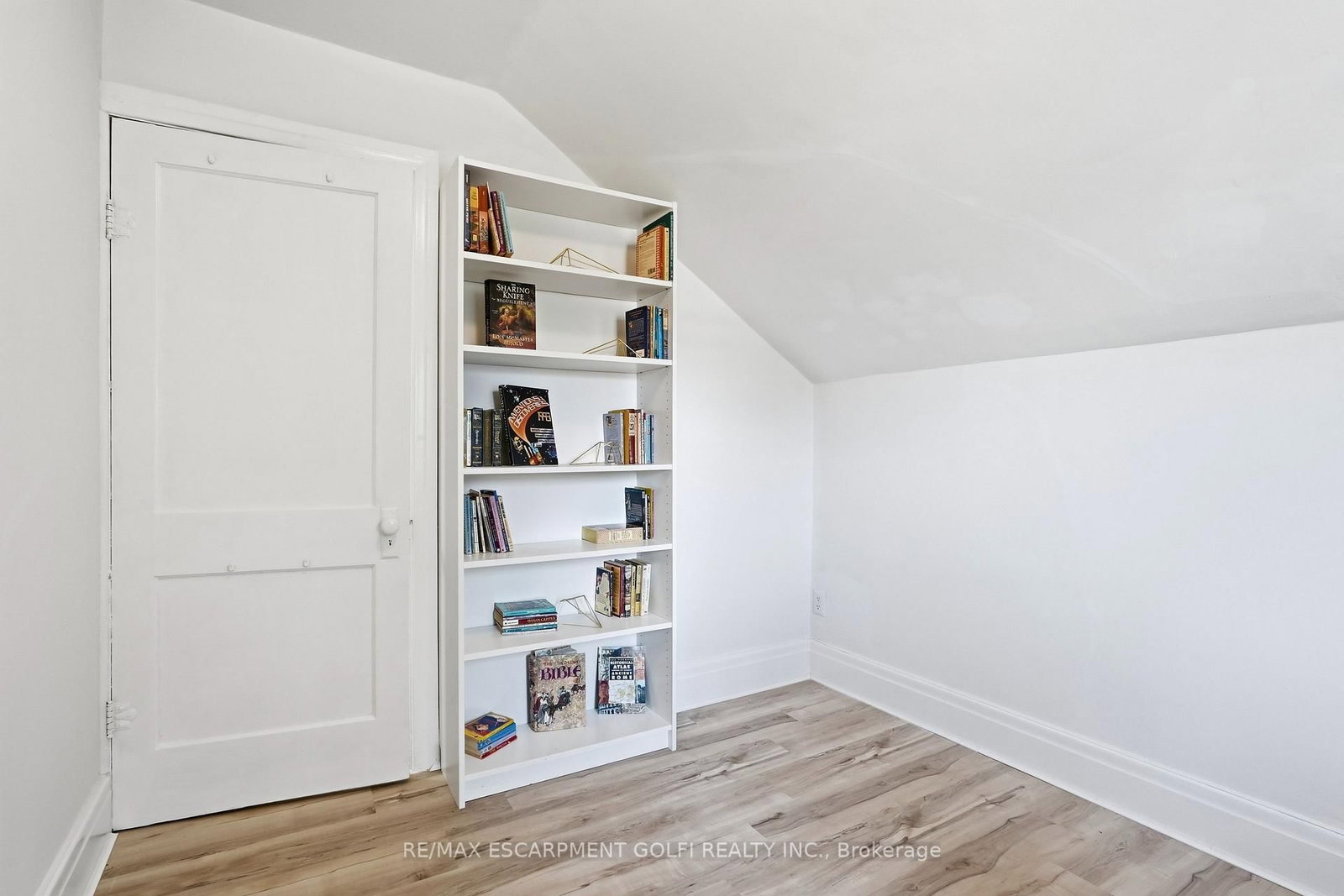 60 Oliver Street • Guelph, ON photo 28