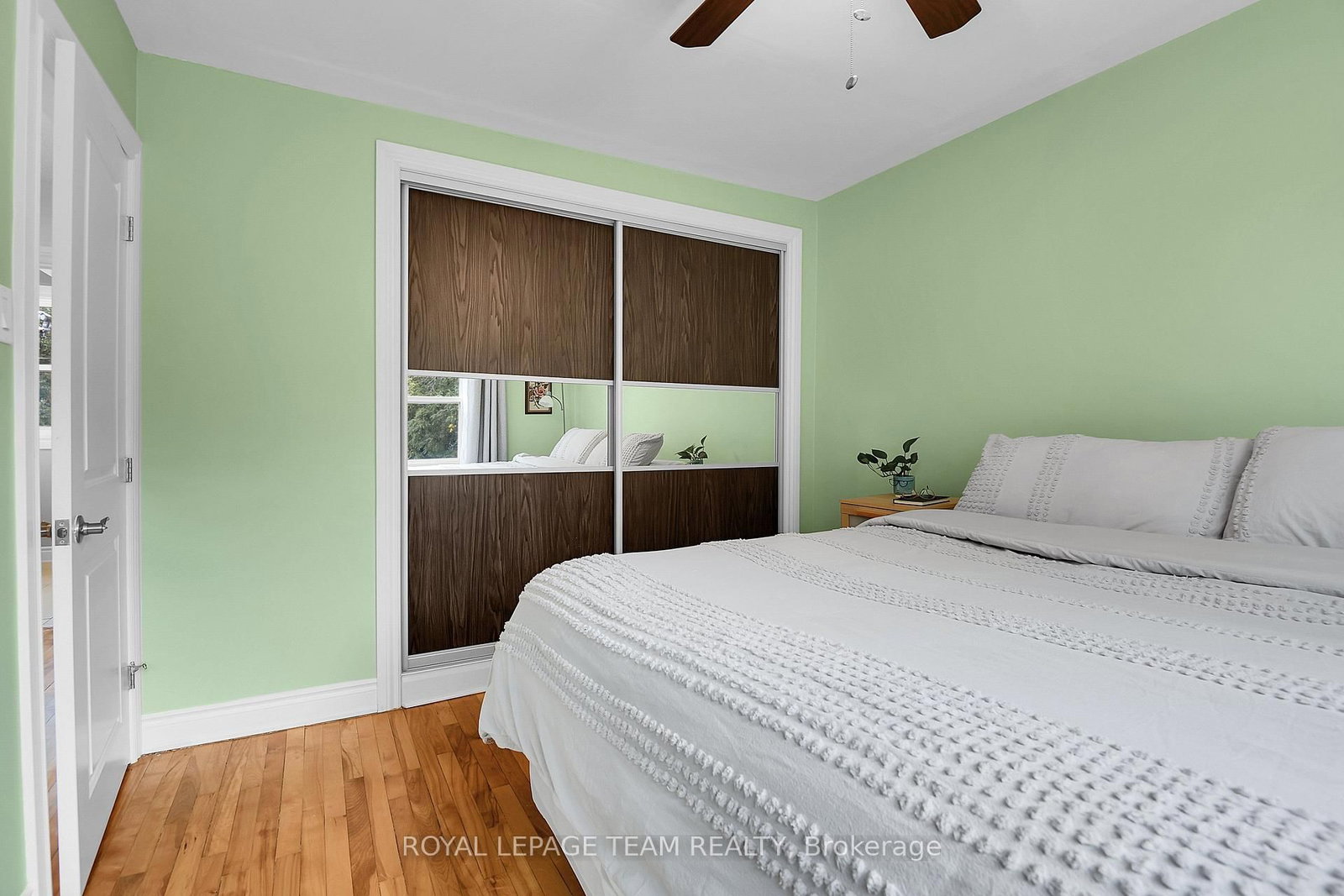 1248 Summerville Avenue • Ottawa, ON photo 16