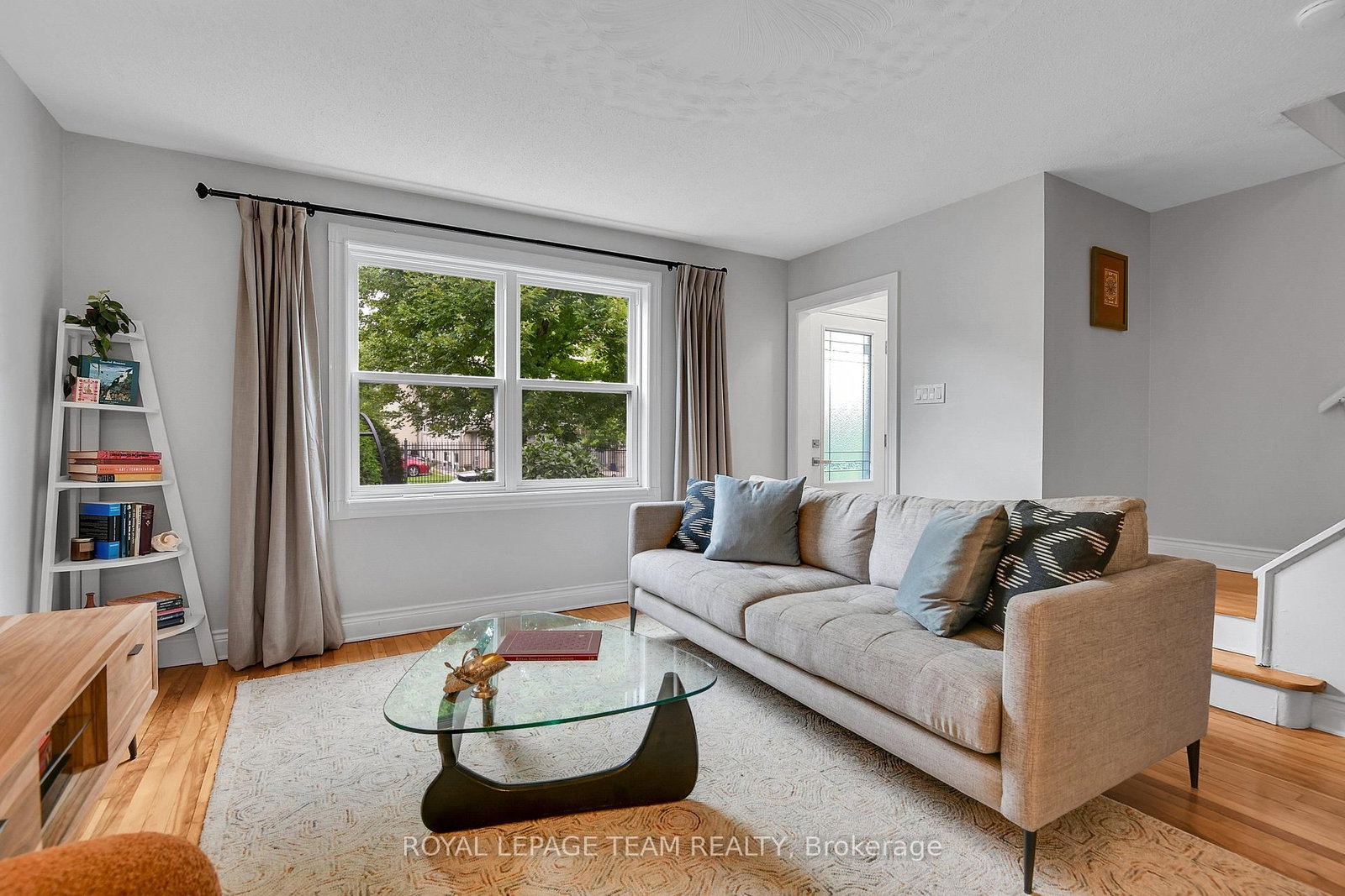 1248 Summerville Avenue • Ottawa, ON photo 4