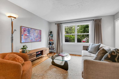 1248 Summerville Avenue • Ottawa, ON photo 5