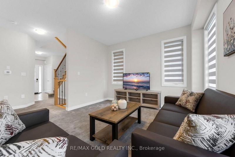 83 Pinot Crescent