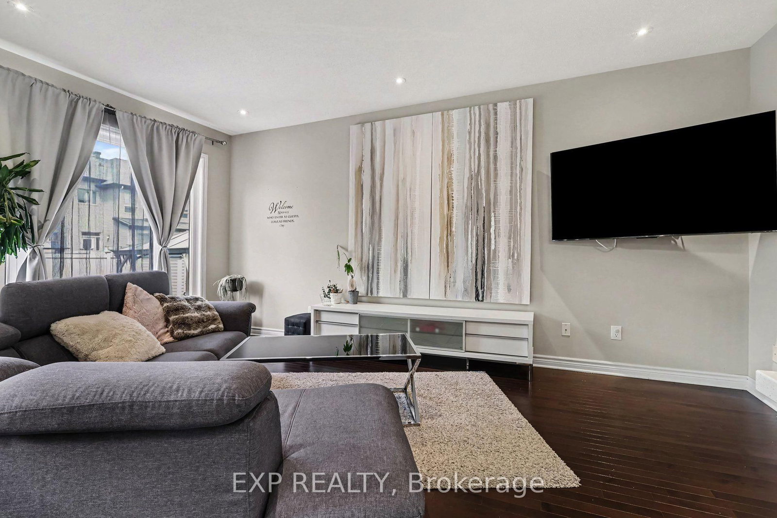 253 Shinleaf Crescent • Ottawa, ON photo 5