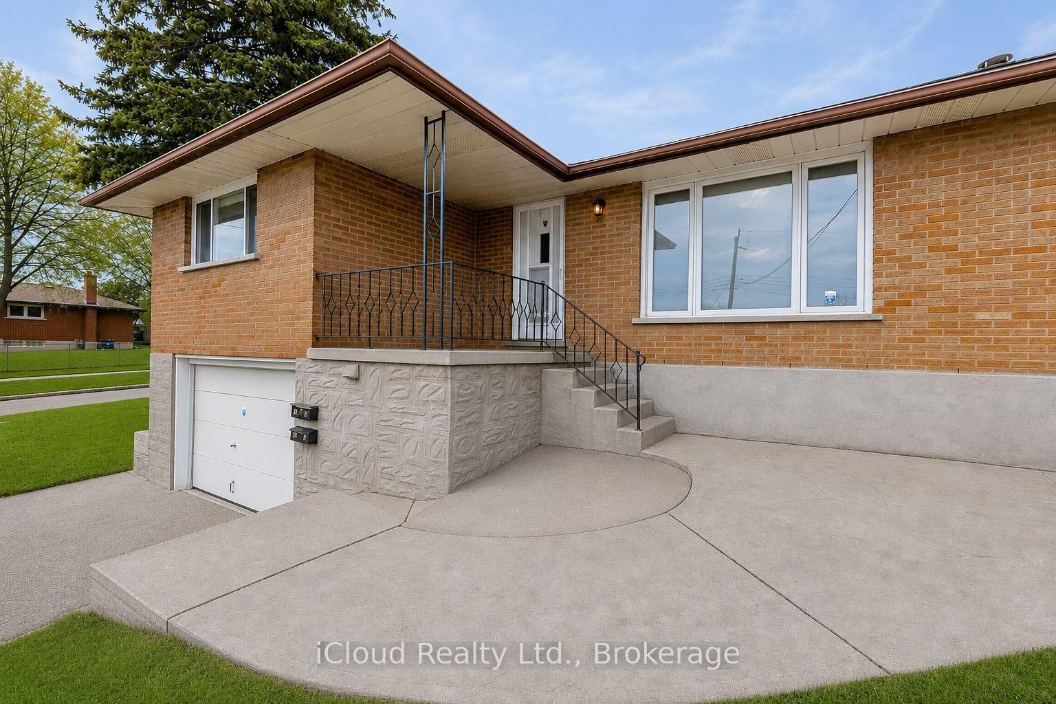 28 Hoffman Street • Kitchener, ON photo 2