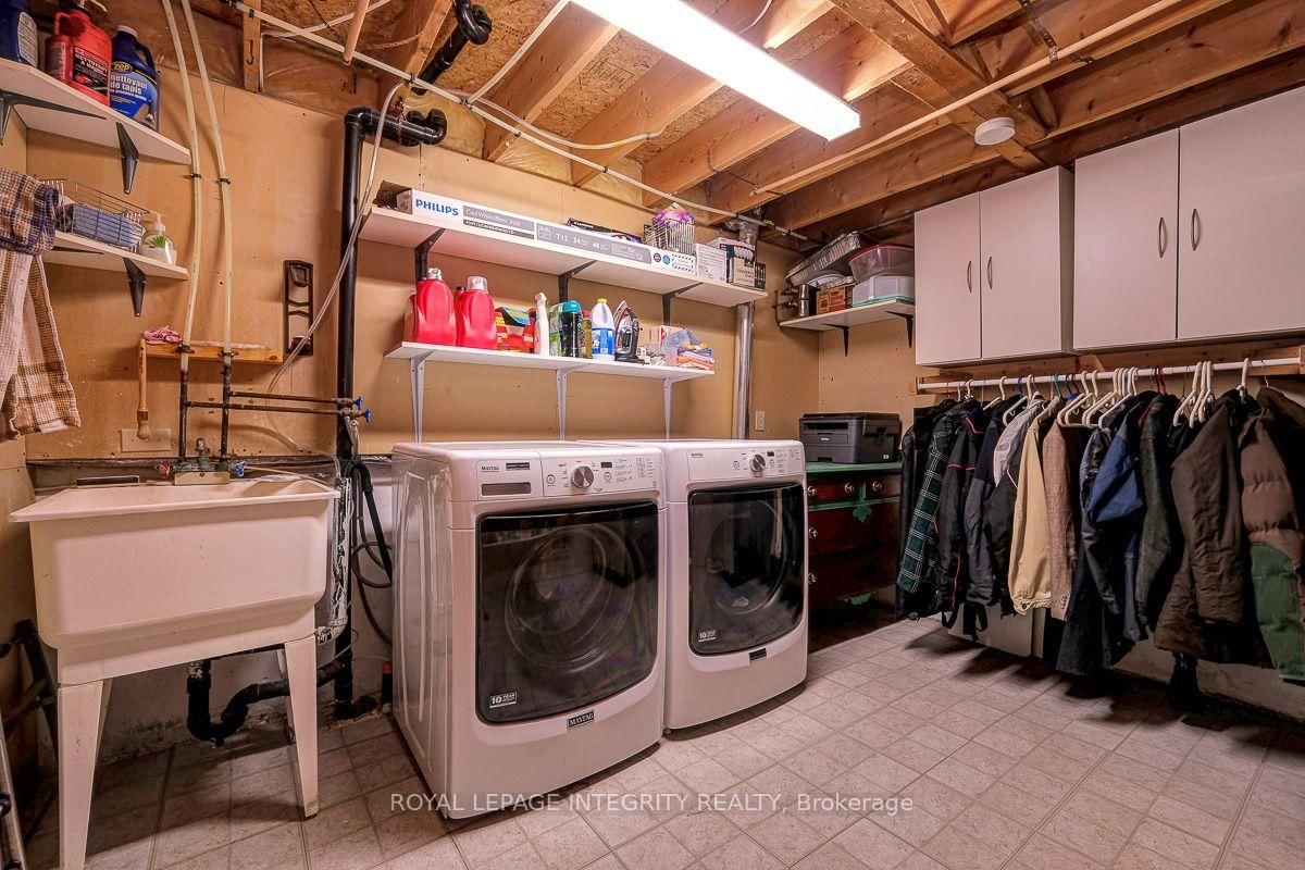 390 Oaklawn Crescent • Orleans, ON photo 37