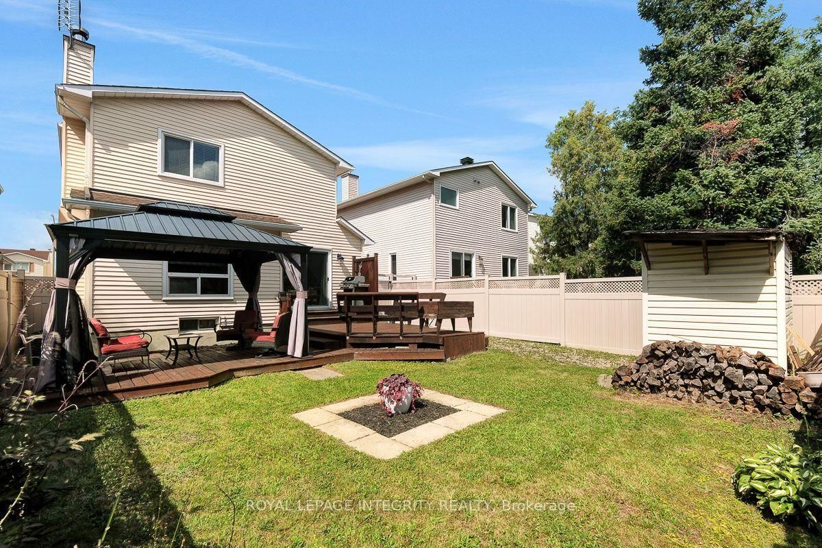 390 Oaklawn Crescent • Orleans, ON photo 39