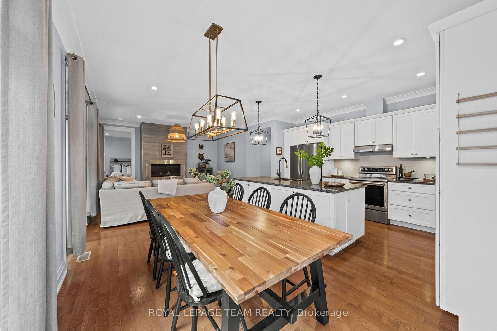 77 Juanita Avenue • Carp, ON photo 13